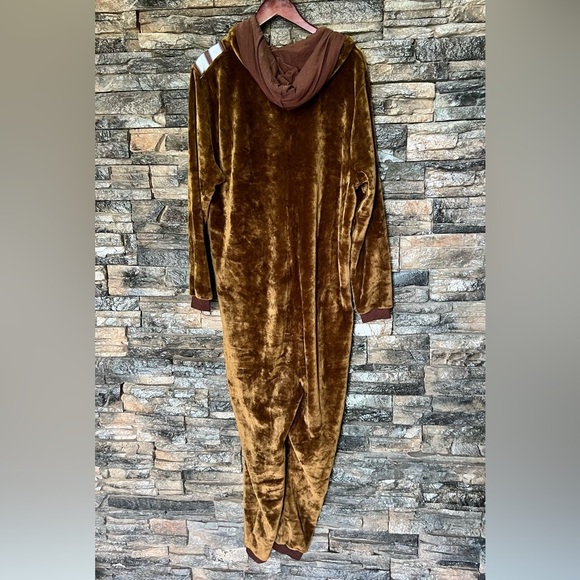 Star wars chewbaca Brown Furry Hooded Onesie with Bandolier Accent - Picture 7 of 10